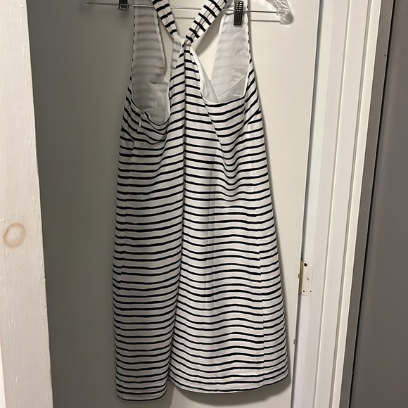 Black and white JCrew mini - Picture 2 of 3